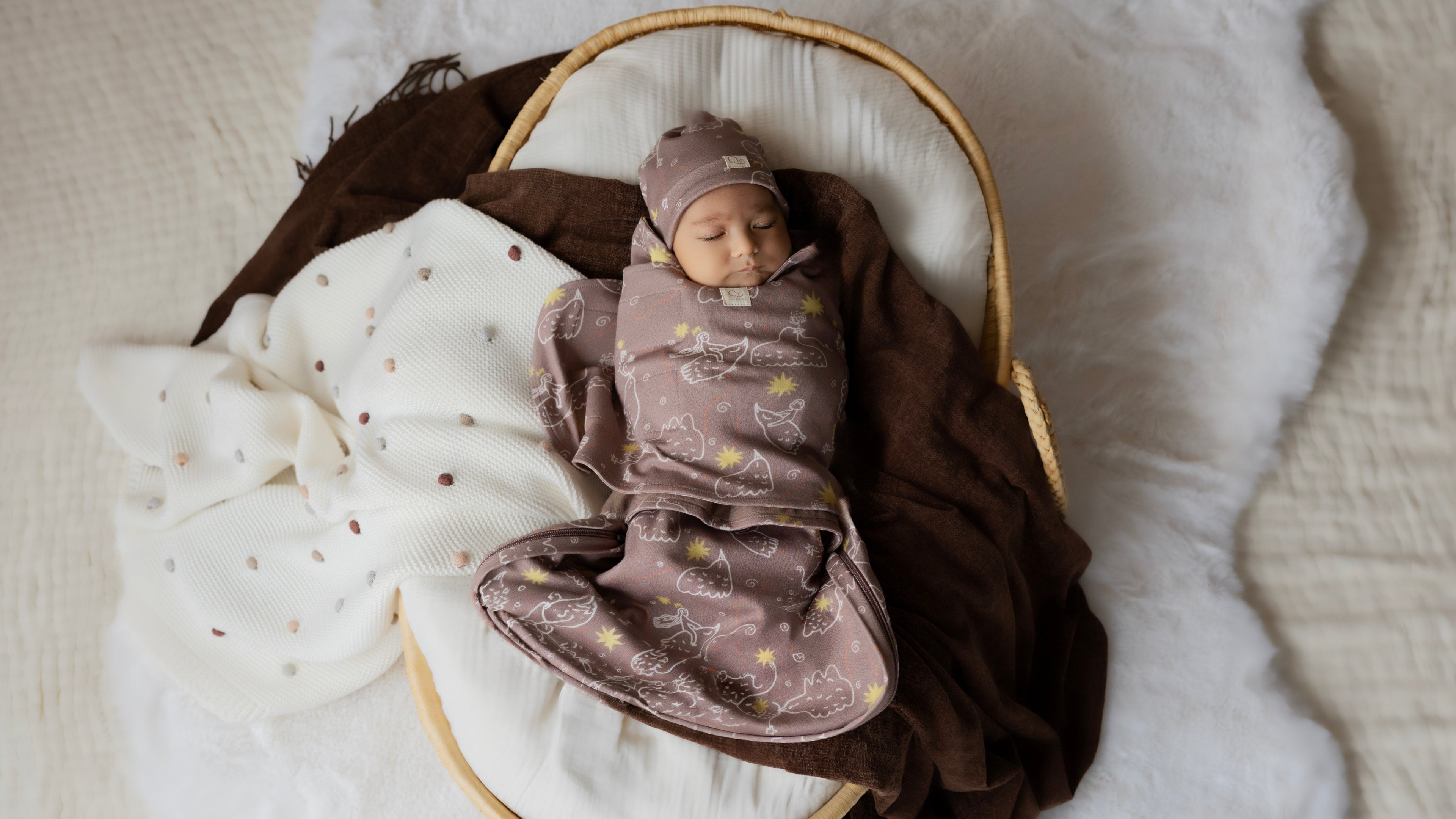 Yenidoğan Kundak Seti – QUNDAQ Kalça Dostu Little Bird Tale Desen